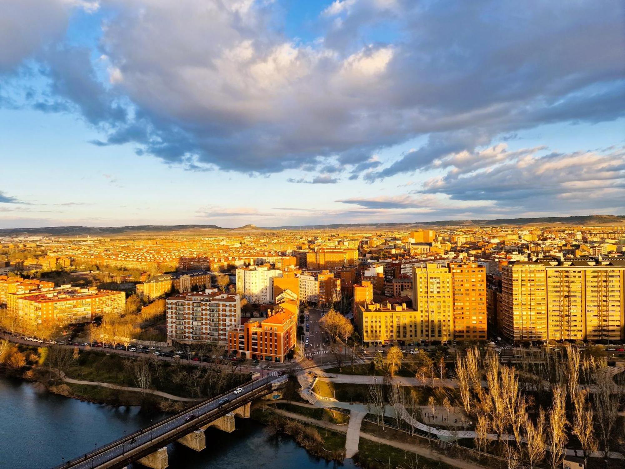 Apartamento Loft 21.estilo Con Vistas De Cine Valladolid